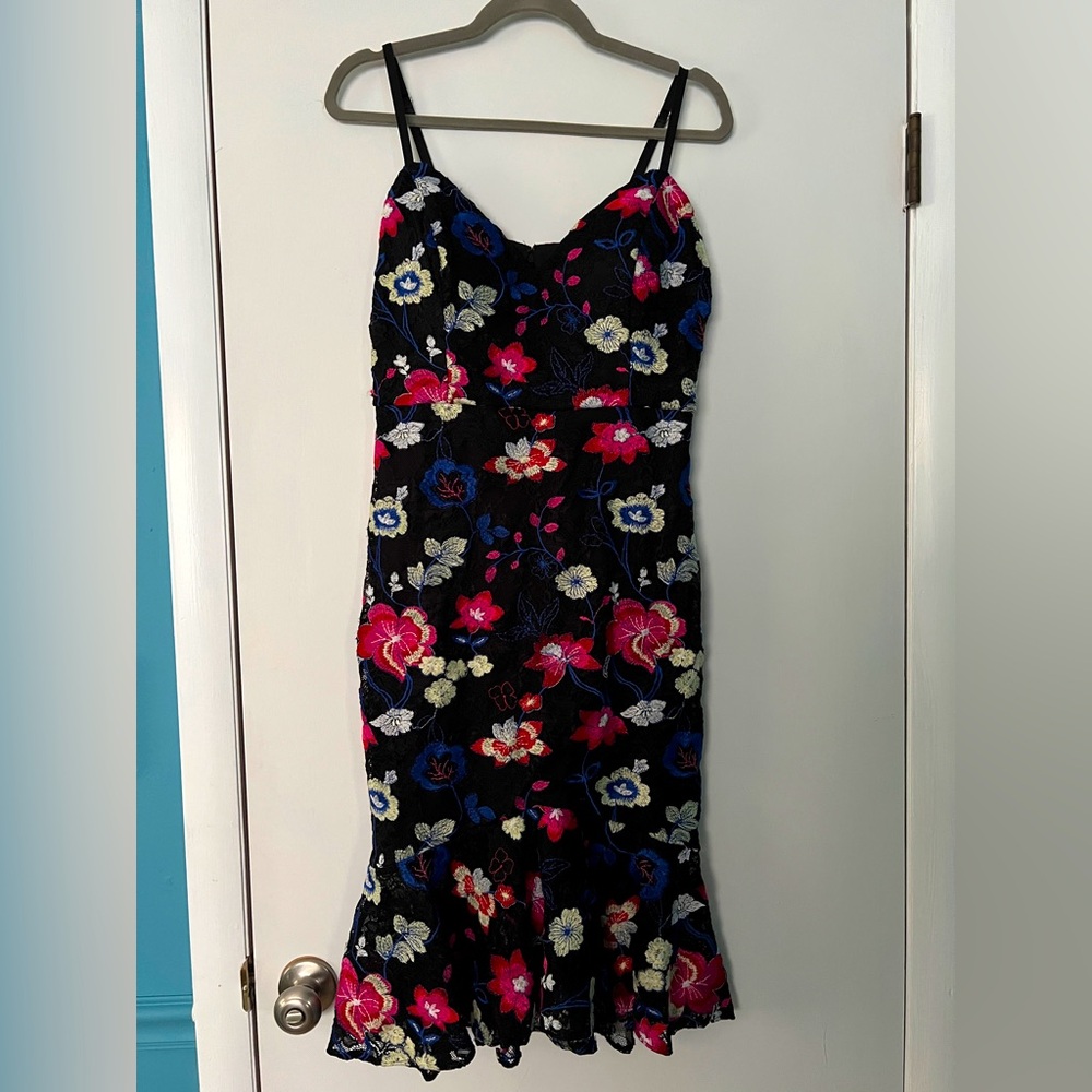 GUESS Women's Black Lace Midi with Flounce Hem Dress Size 10 LBD